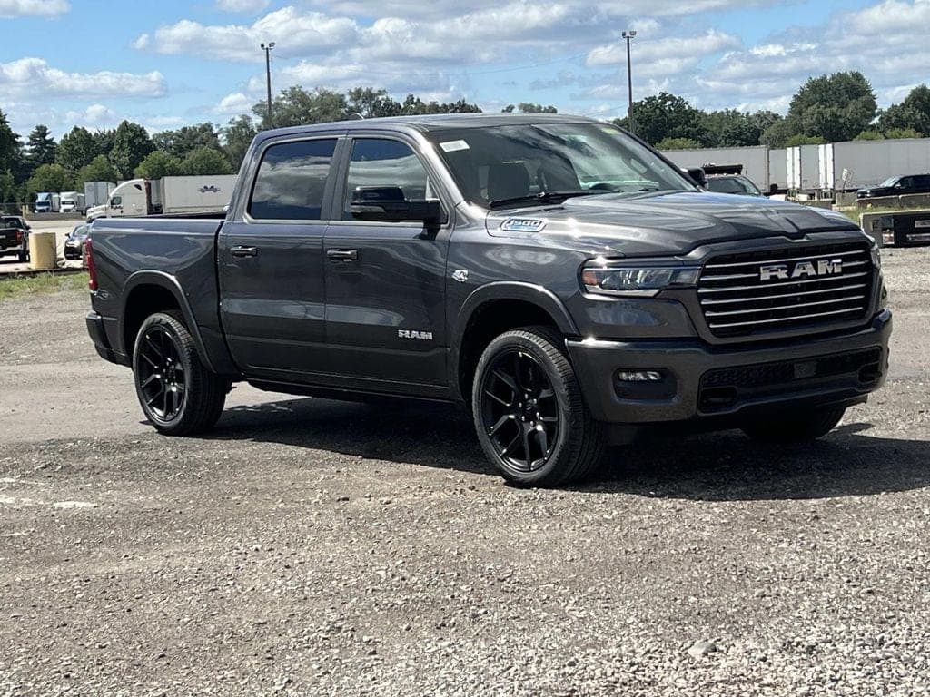2027 RAM 1500 Laramie — photo 1 of 31