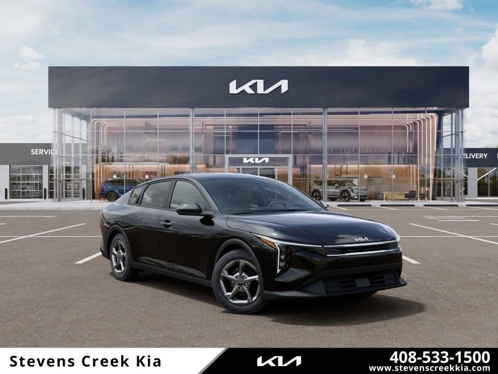 2026 Kia K4 LXS — photo 1 of 28