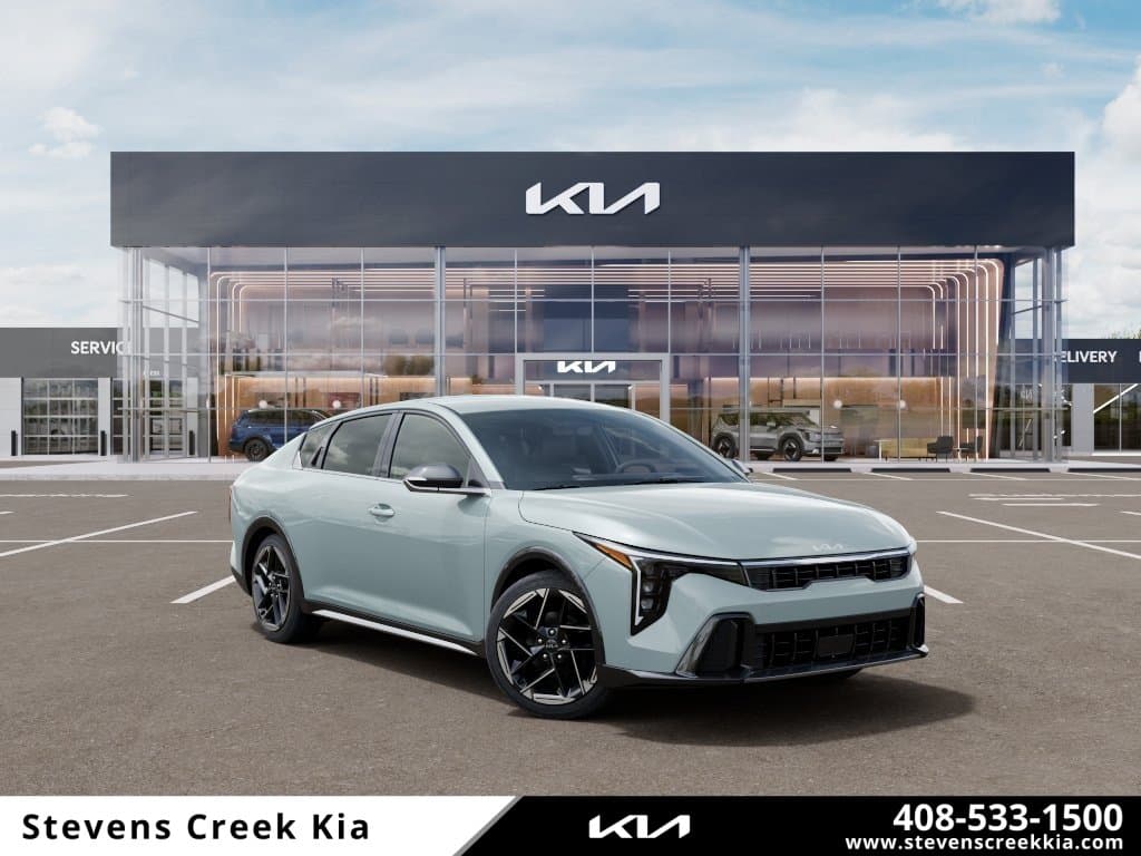 2027 Kia K4 GT-Line — photo 1 of 28