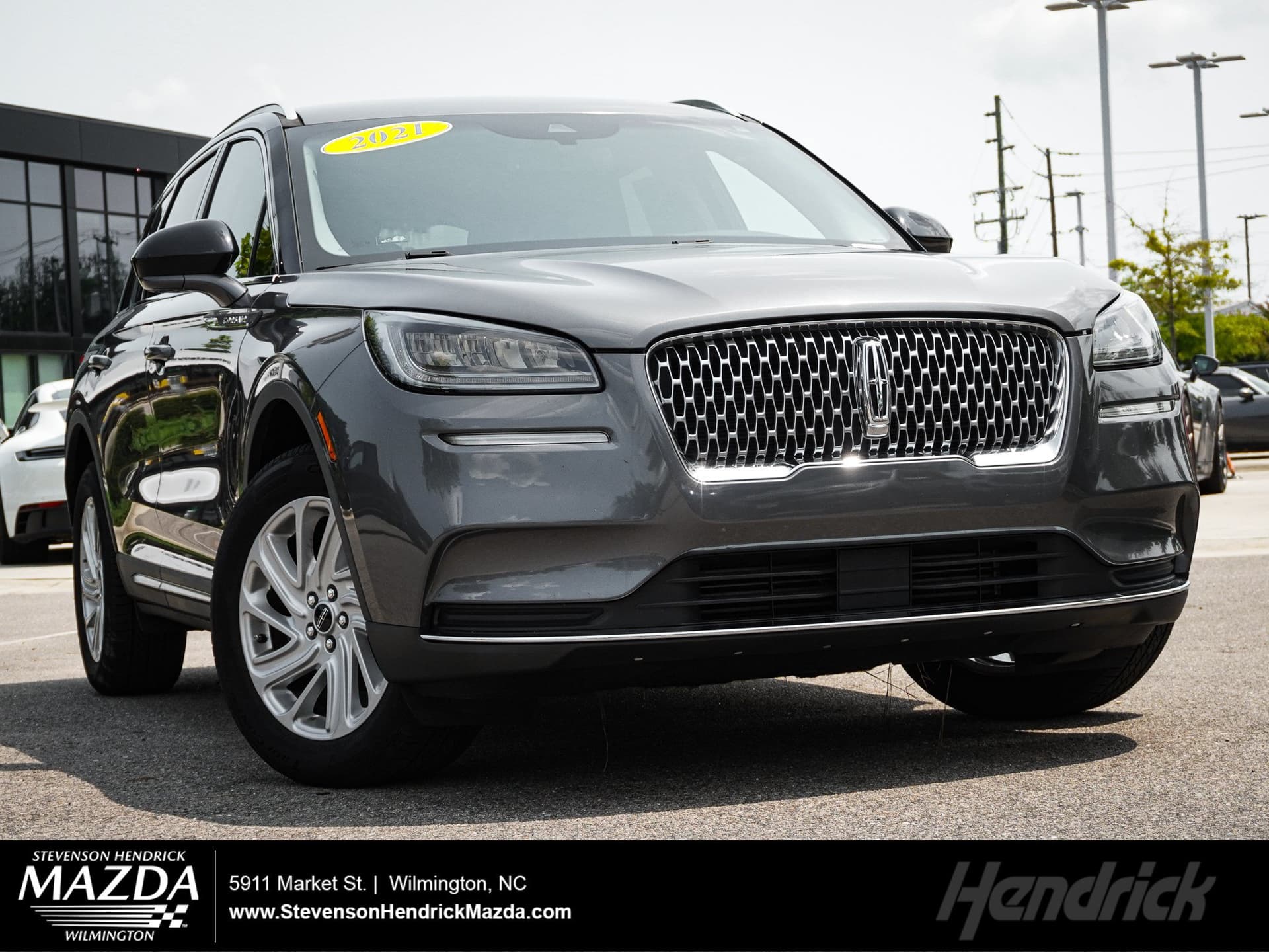 2021 Lincoln Corsair Standard — photo 1 of 38