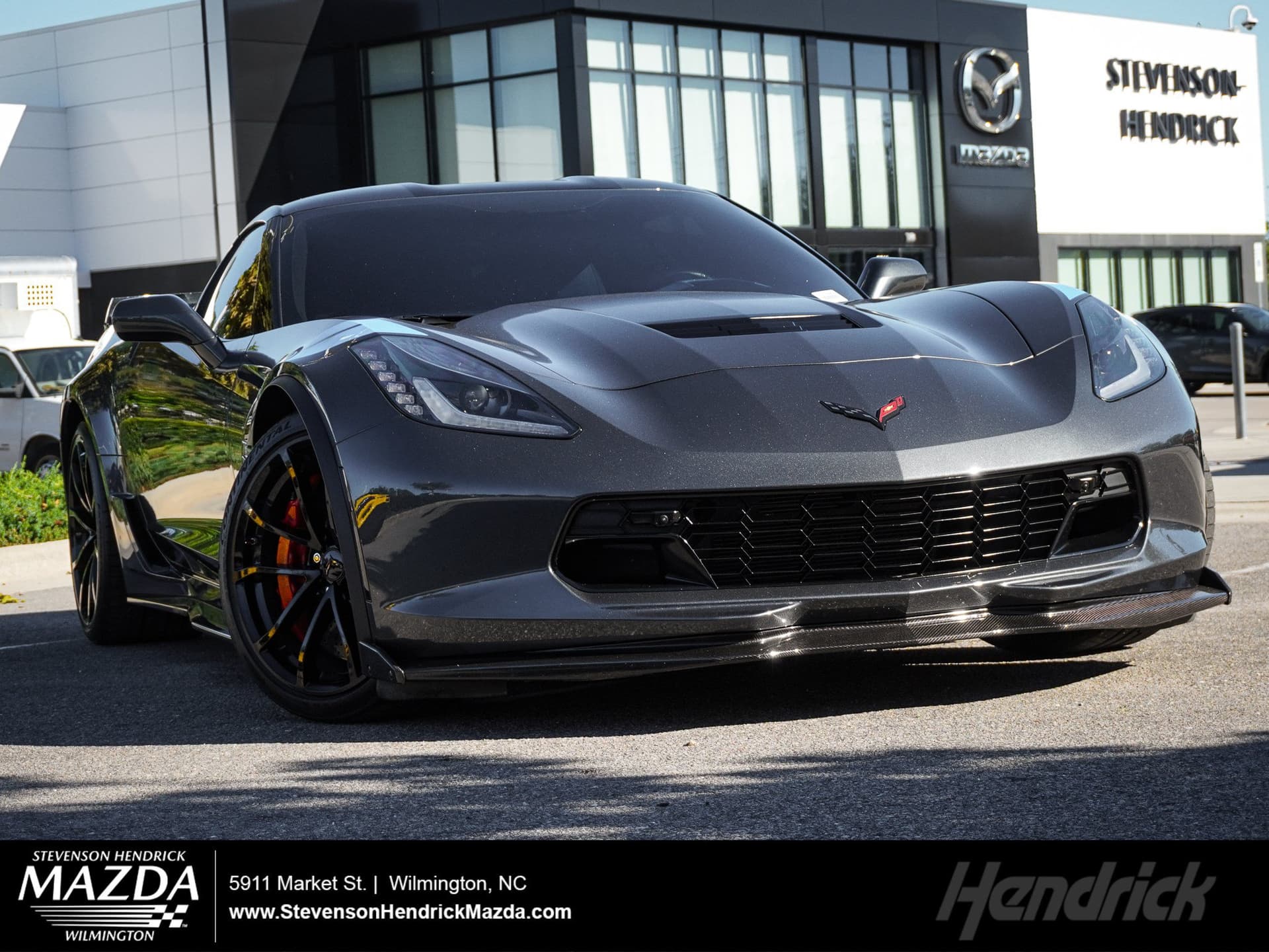 2017 Chevrolet Corvette Grand Sport 3LT — photo 1 of 40