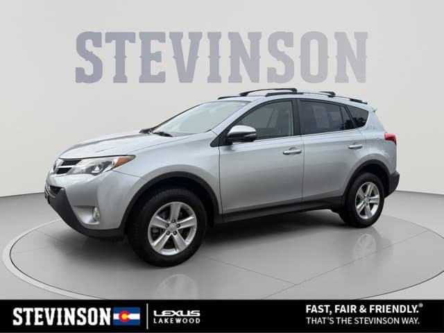 2014 Toyota RAV4 Base — photo 1 of 32