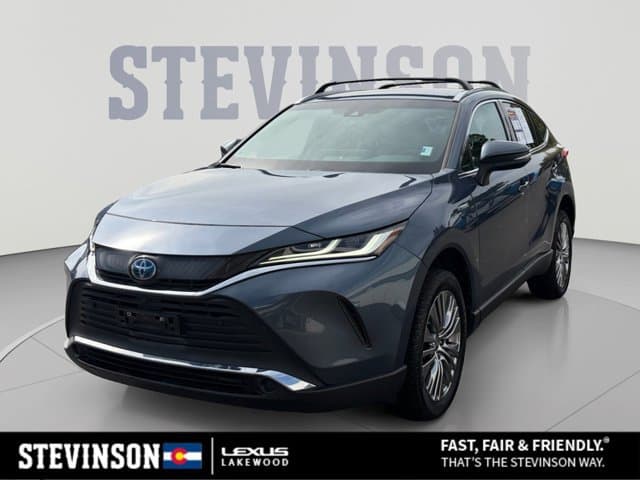 2021 Toyota Venza LE — photo 1 of 32