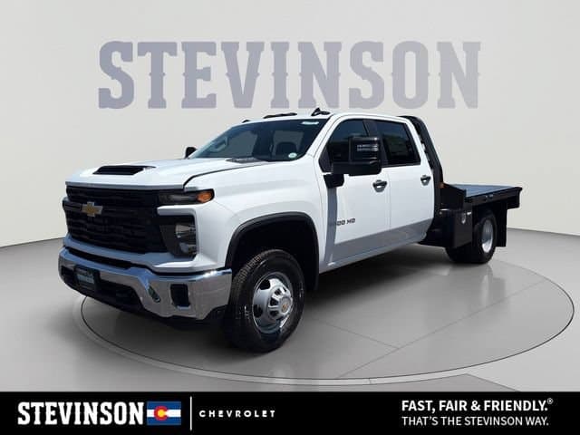 2026 Chevrolet Silverado 3500 HD Chassis Cab Work Truck — photo 1 of 33