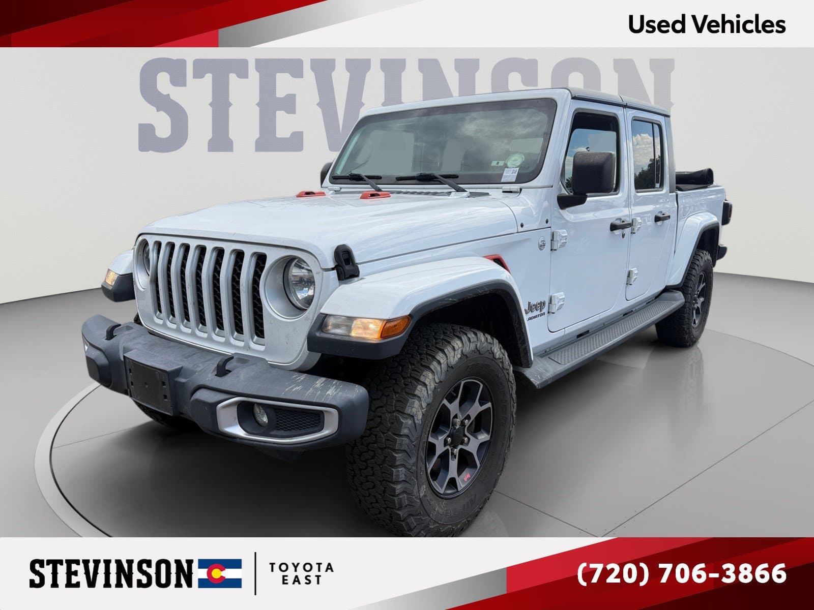 2020 Jeep Gladiator Overland — photo 1 of 32