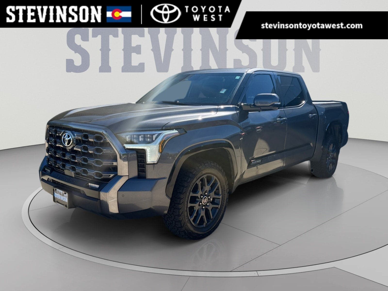 2023 Toyota Tundra 4WD Platinum — photo 1 of 39