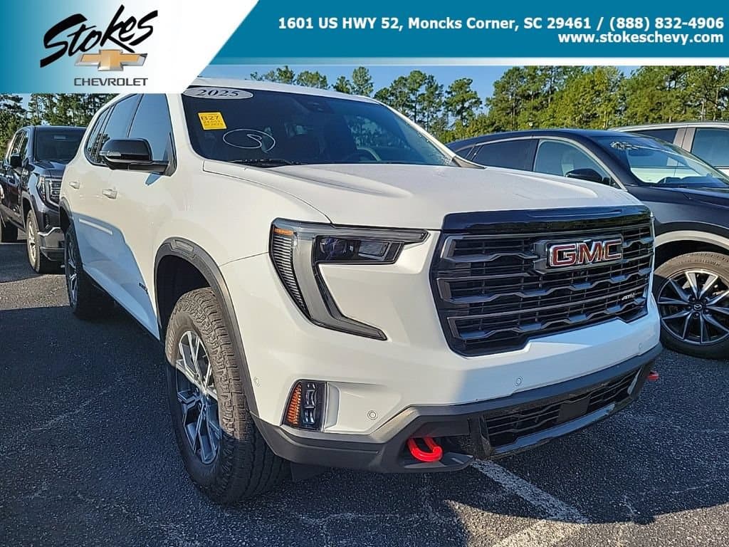 2025 GMC Acadia AWD AT4 — photo 1 of 2