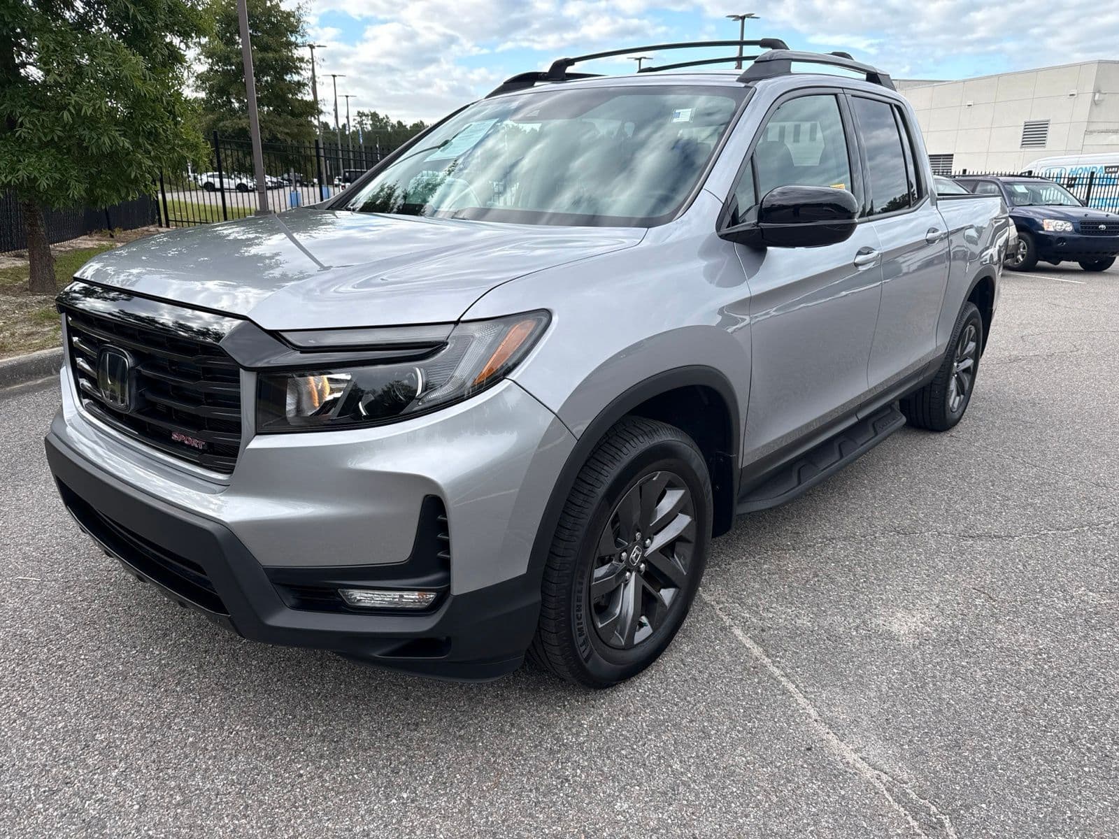 2021 Honda Ridgeline Sport — photo 1 of 7