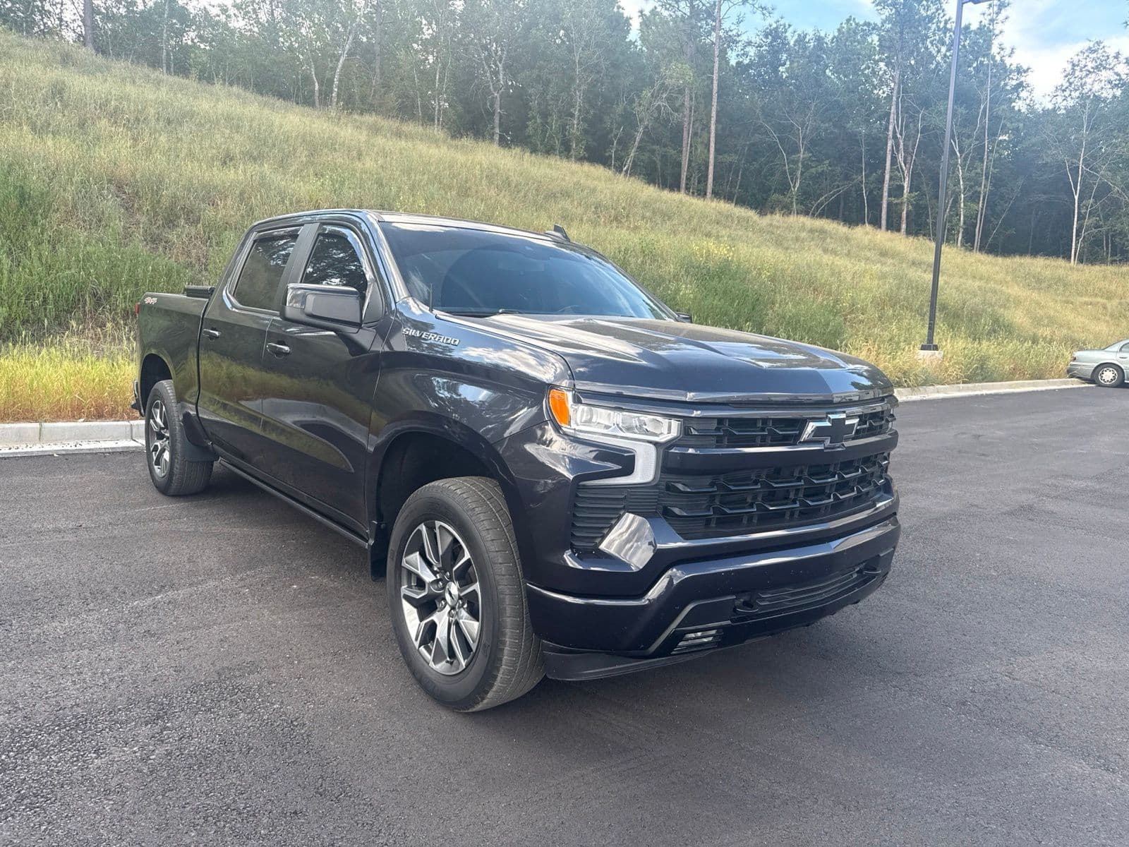 2022 Chevrolet Silverado 1500 RST — photo 1 of 7