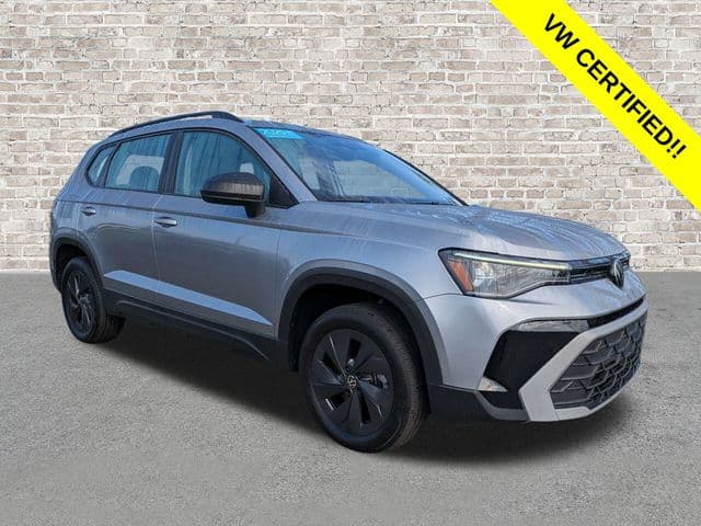 2025 Volkswagen Taos 1.5T S — photo 1 of 27