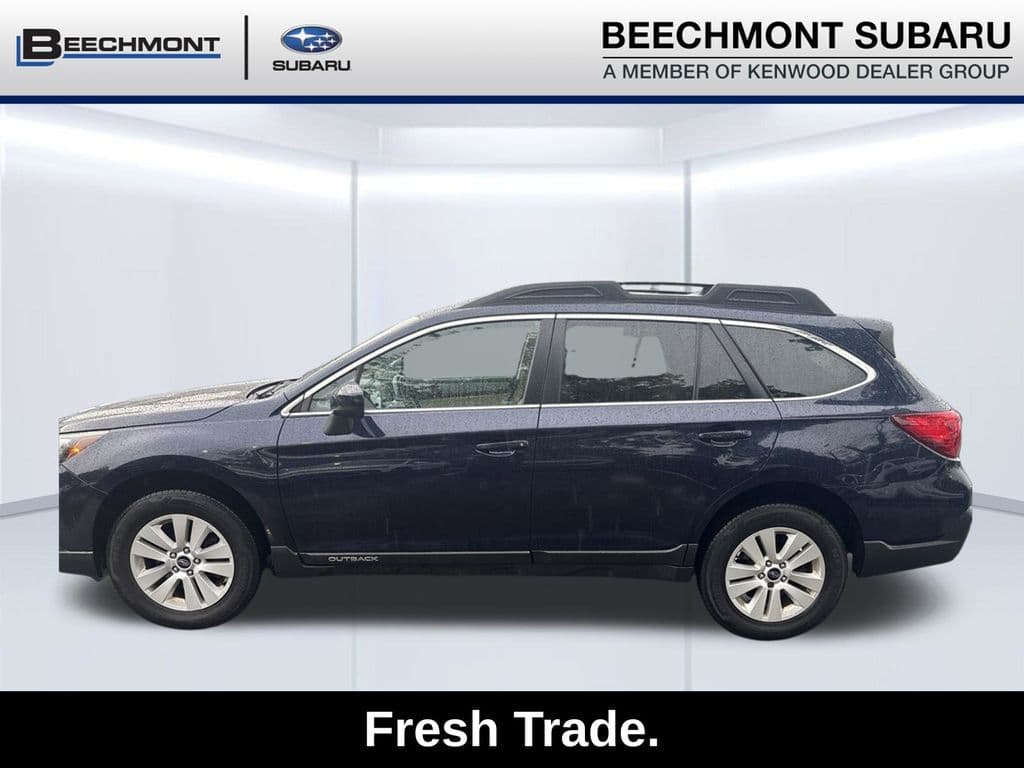 2018 Subaru Outback Premium — photo 1 of 19