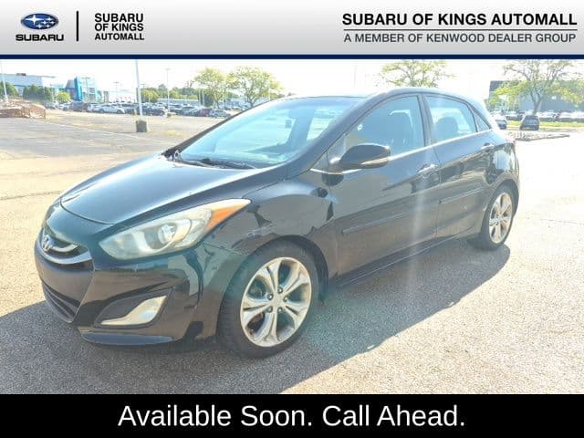 2014 Hyundai Elantra GT Base — photo 1 of 12