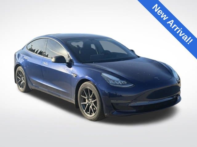 2019 Tesla Model 3 Long Range — photo 1 of 14