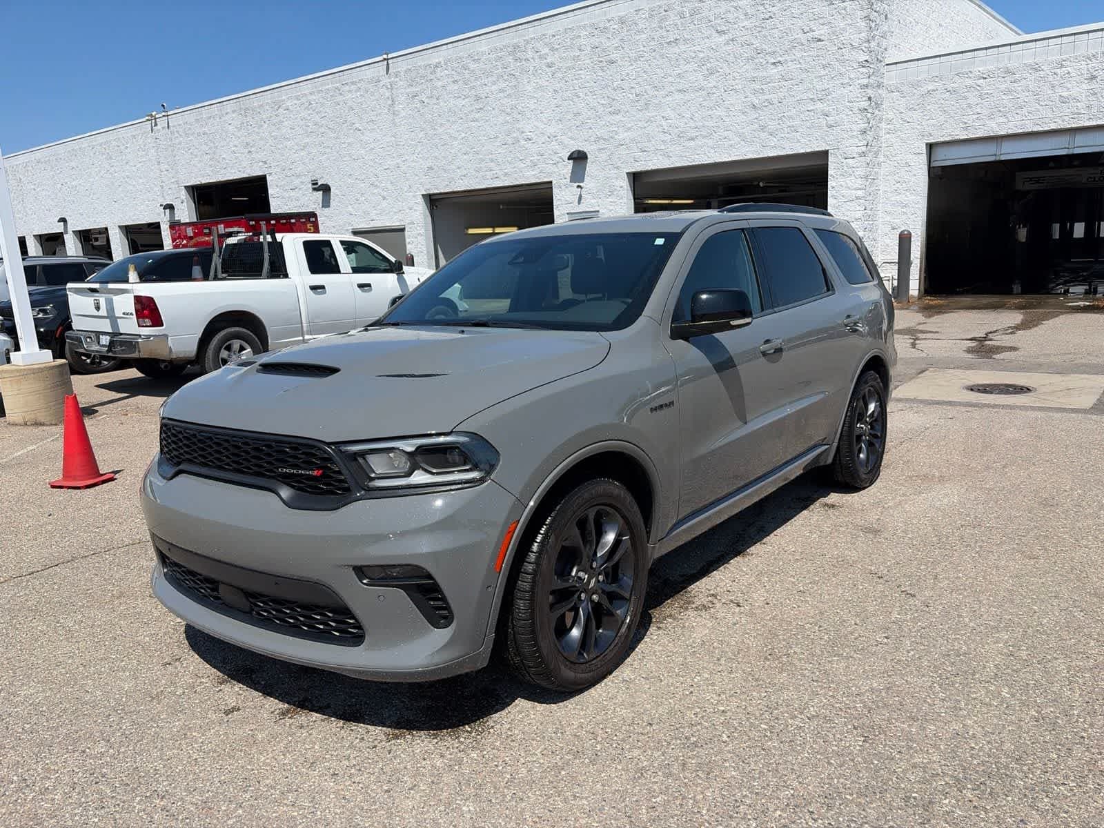 2023 Dodge Durango R/T Plus — photo 1 of 21