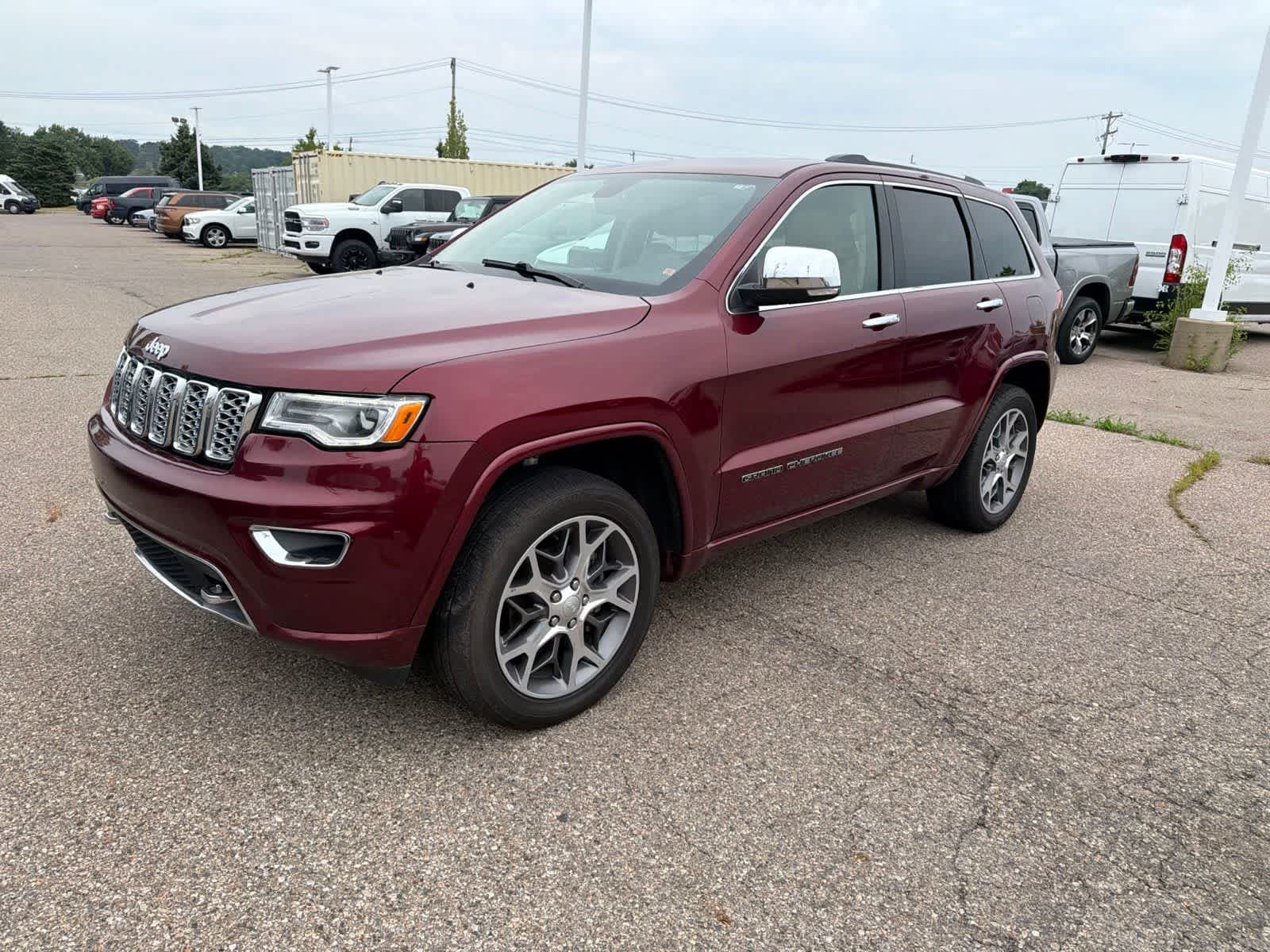 2020 Jeep Grand Cherokee Overland — photo 1 of 25