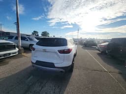 Extra Photo