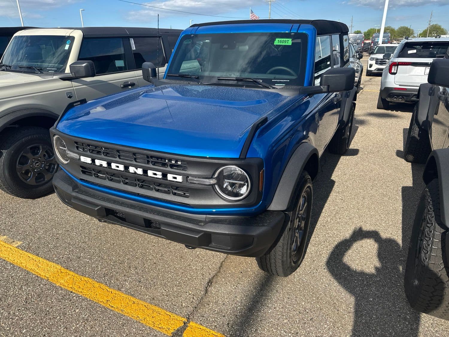 2026 Ford Bronco Big Bend — photo 1 of 64