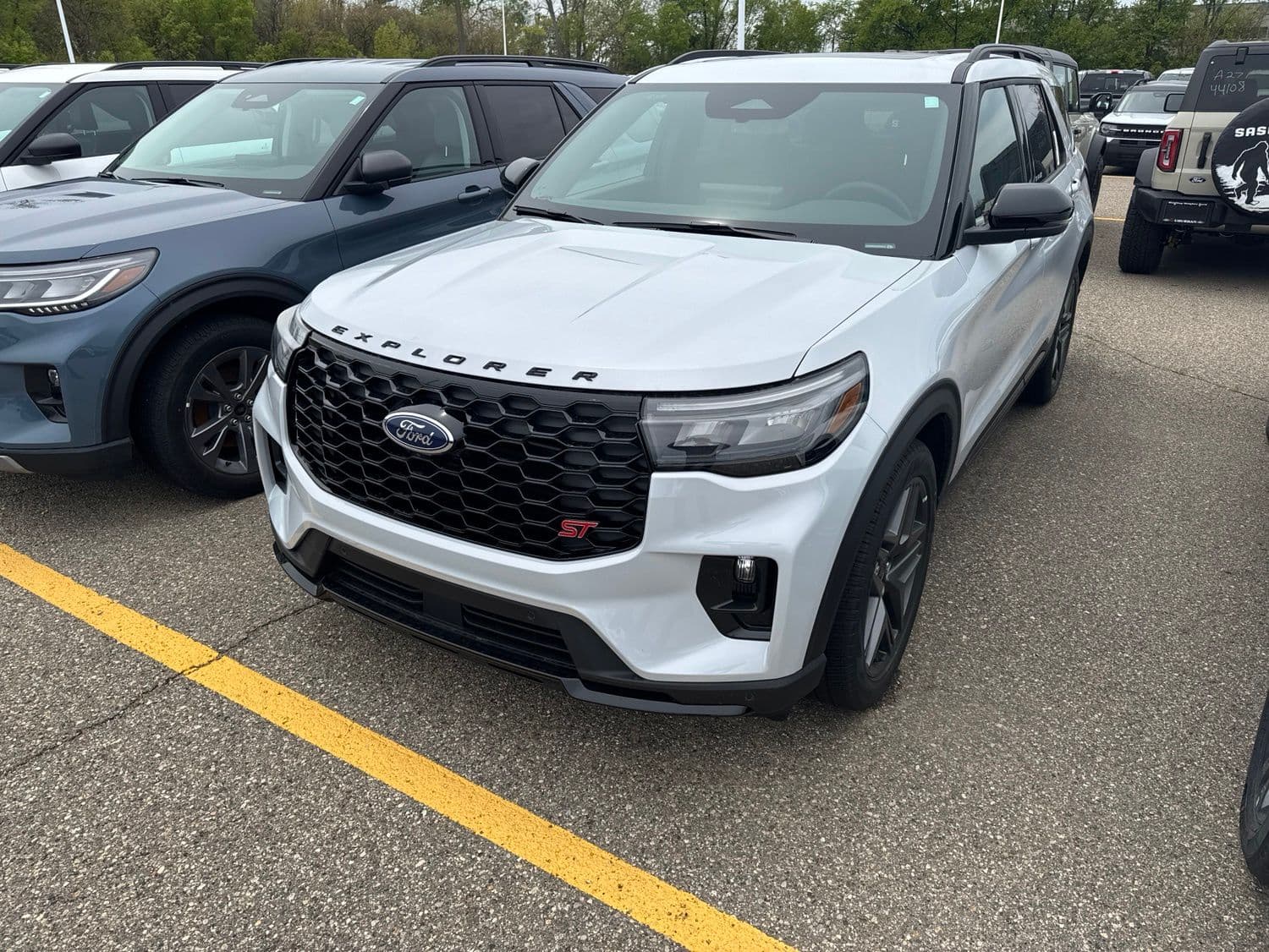 2026 Ford Explorer ST — photo 1 of 60