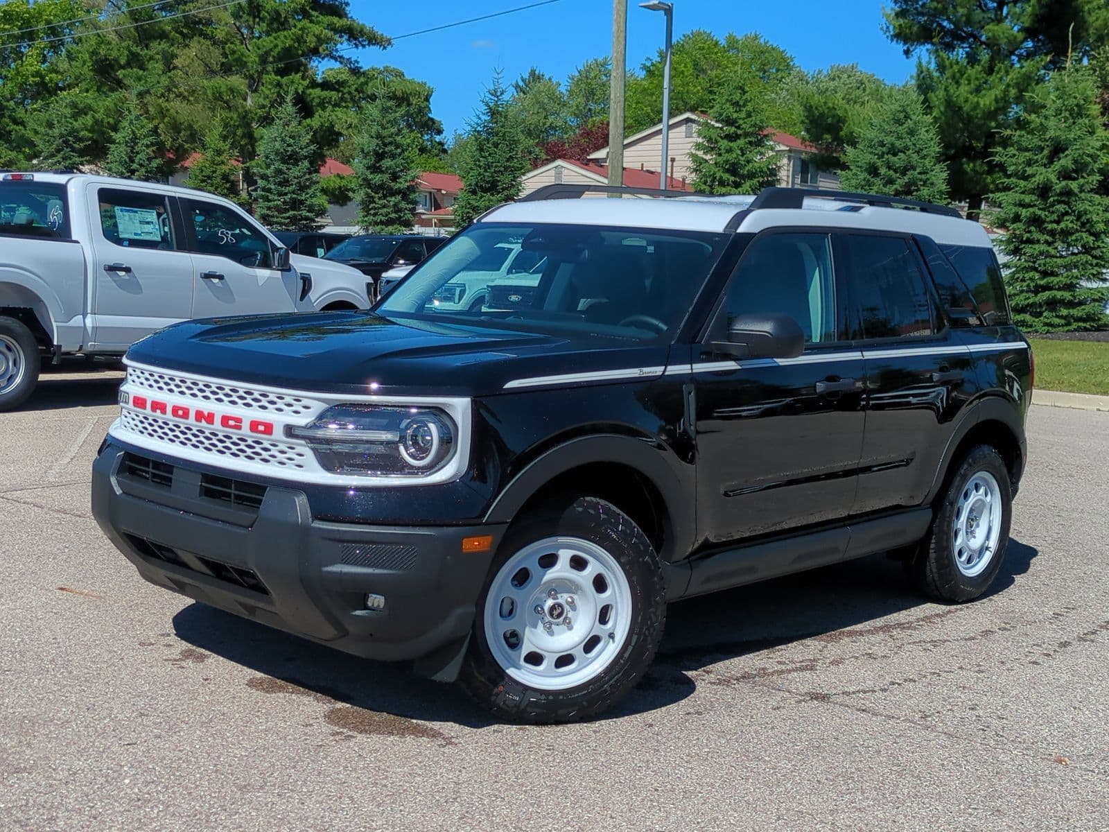 2026 Ford Bronco Sport Heritage — photo 1 of 78