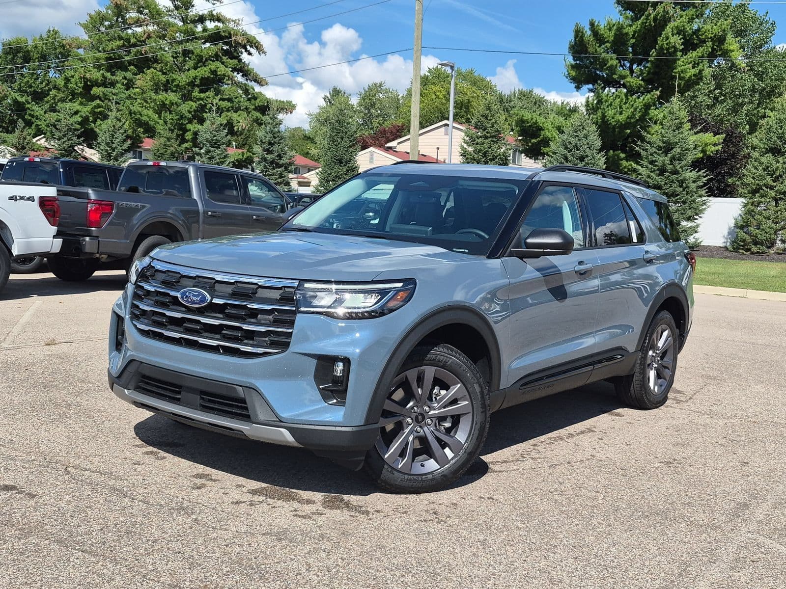 2026 Ford Explorer Active — photo 1 of 67