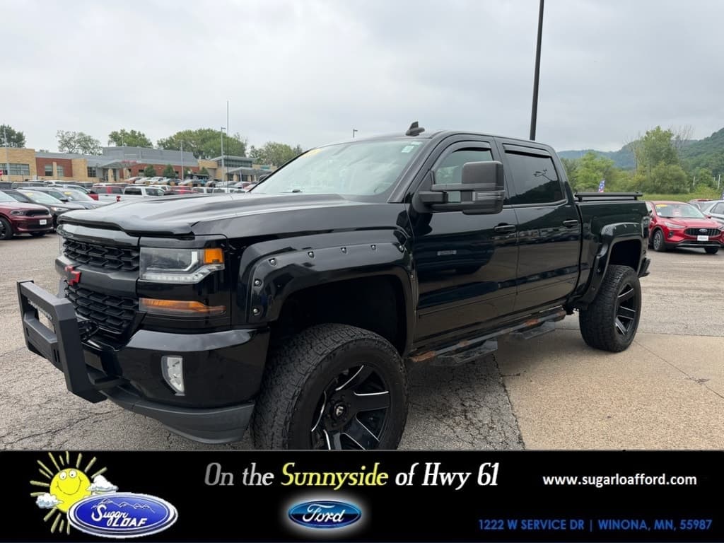 2016 Chevrolet Silverado LT Crew Cab 4x4 — photo 1 of 10