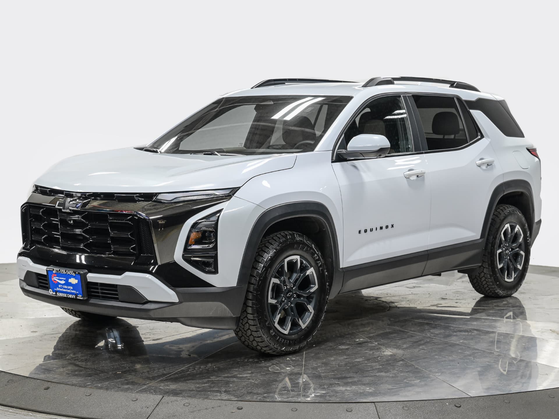 2026 Chevrolet Equinox AWD ACTIV — photo 1 of 29