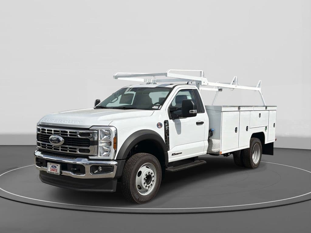 2026 Ford F-450 Chassis Base — photo 1 of 69