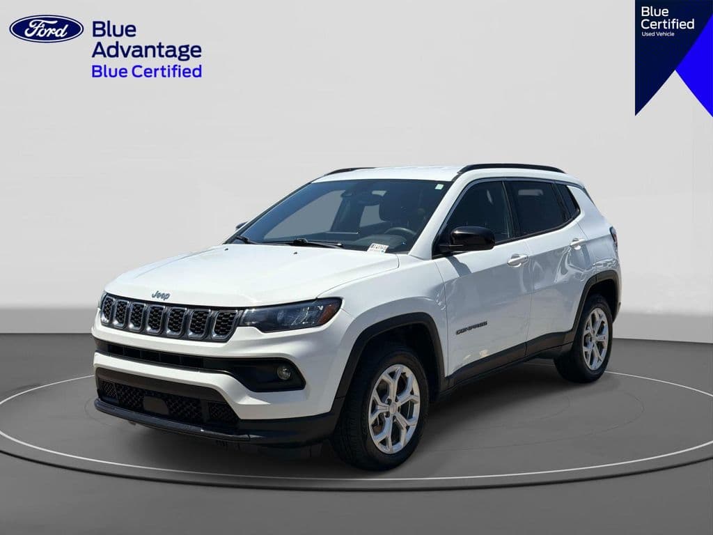 2024 Jeep Compass Latitude — photo 1 of 32
