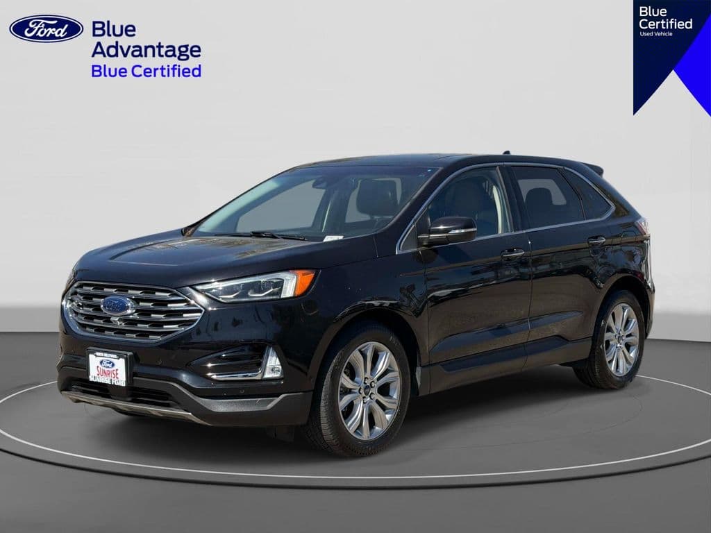 2019 Ford Edge Titanium — photo 1 of 32
