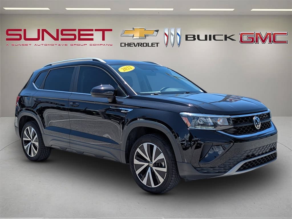 2022 Volkswagen Taos 1.5T SE — photo 1 of 38