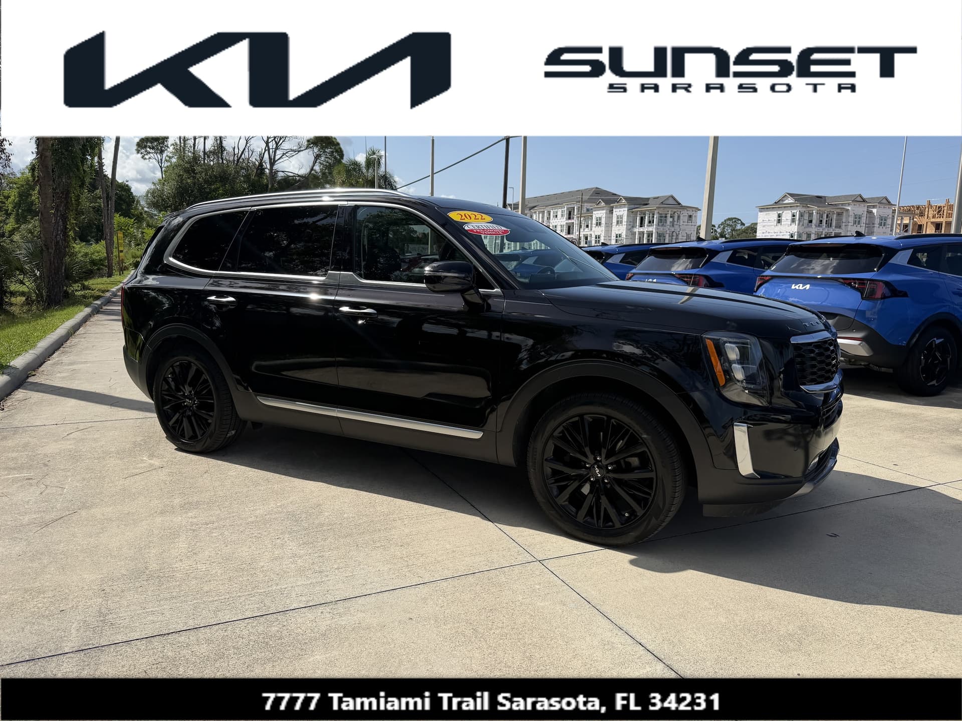 2022 Kia Telluride SX — photo 1 of 35