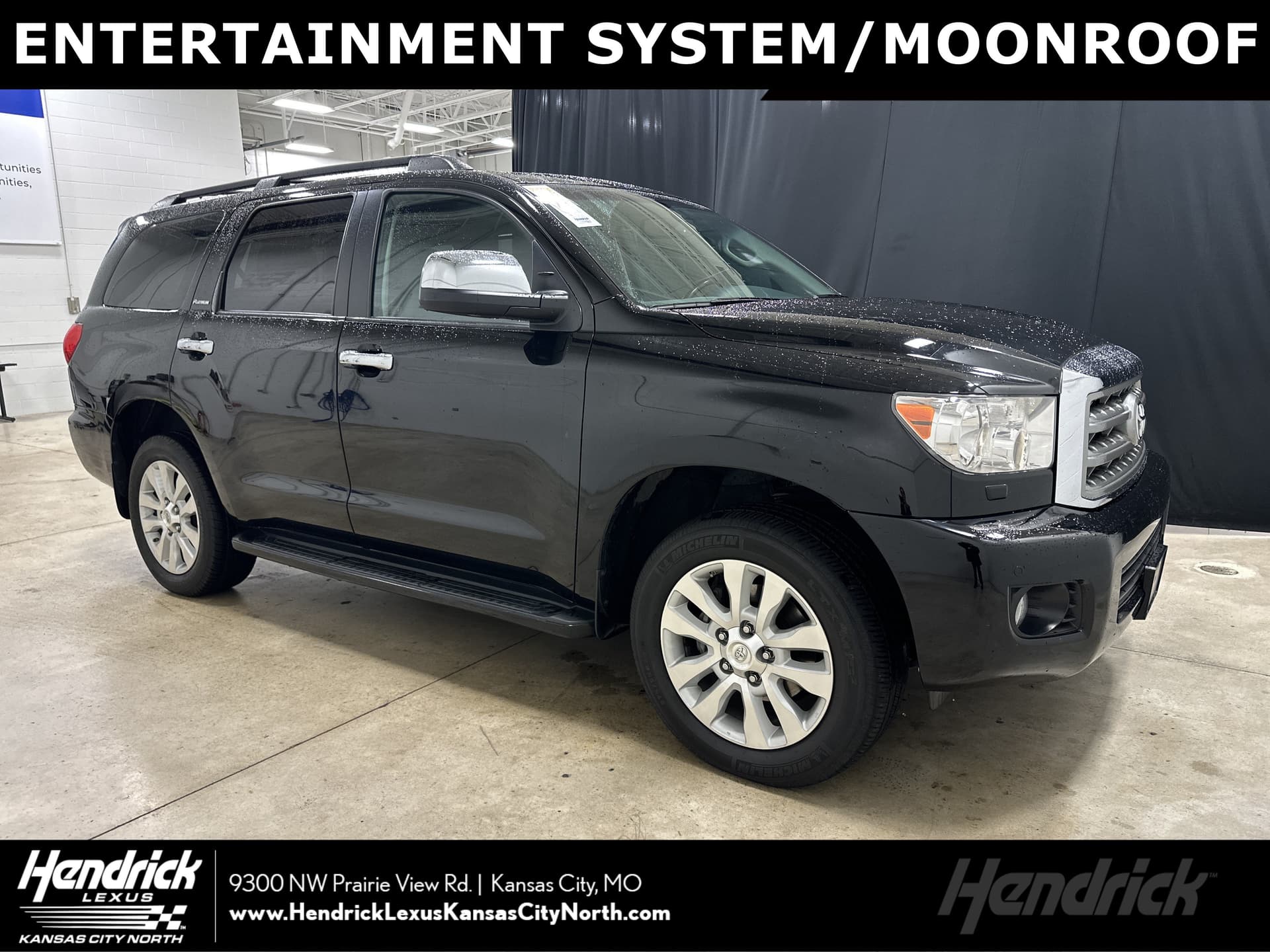 2016 Toyota Sequoia Platinum — photo 1 of 37