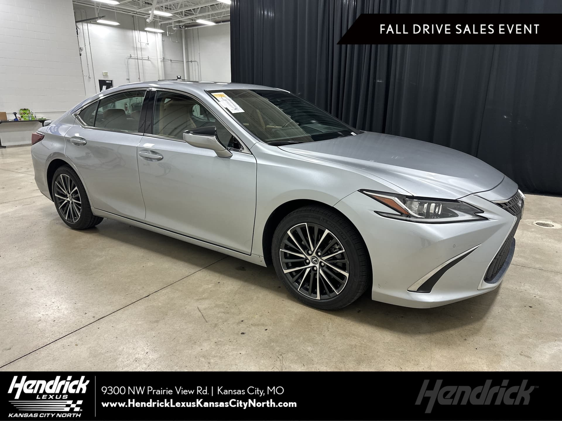 2025 Lexus ES ES 350 — photo 1 of 36