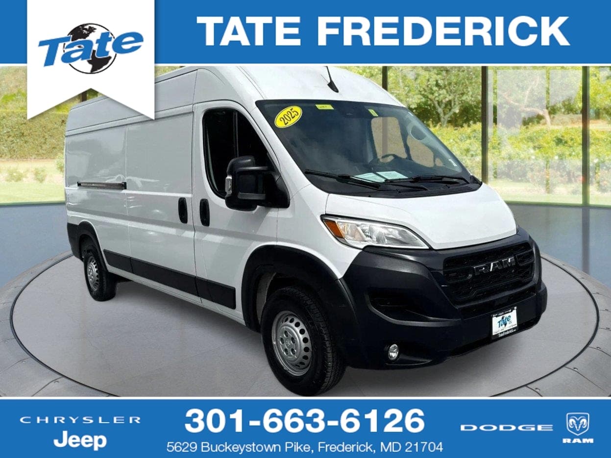 2025 RAM ProMaster Cargo Van Tradesman — photo 1 of 21