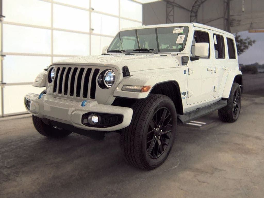 2022 Jeep Wrangler Unlimited Sahara 4xe — photo 1 of 6