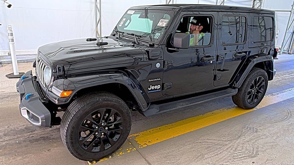 2024 Jeep Wrangler Base — photo 1 of 5