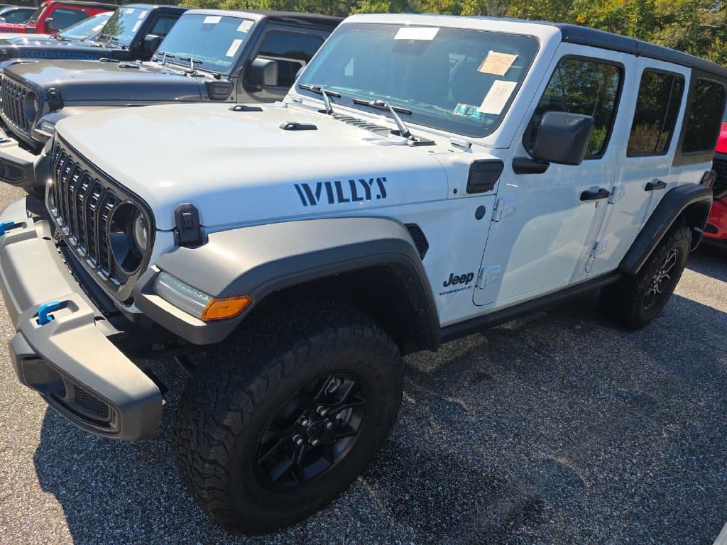 2024 Jeep Wrangler Base — photo 1 of 6