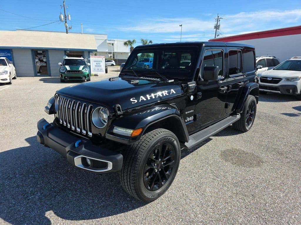 2023 Jeep Wrangler Sahara — photo 1 of 6