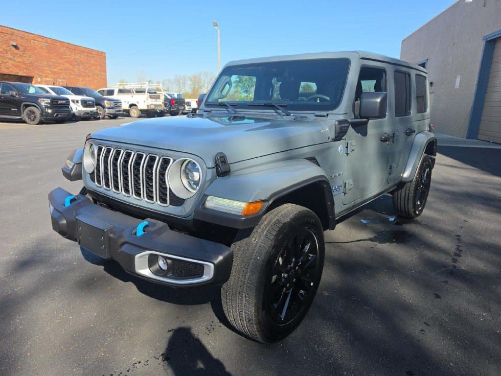 2024 Jeep Wrangler Base — photo 1 of 5