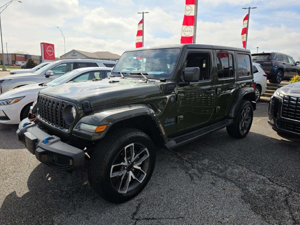 2024 Jeep Wrangler Base — photo 1 of 5