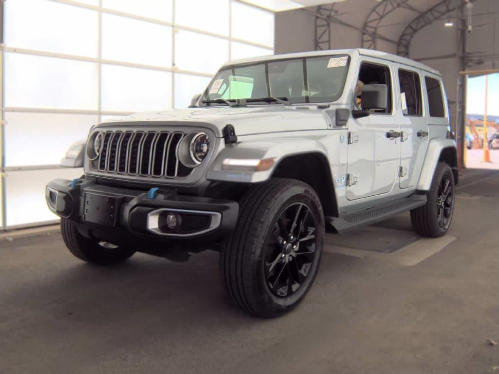 2024 Jeep Wrangler 4xe Sahara — photo 1 of 5
