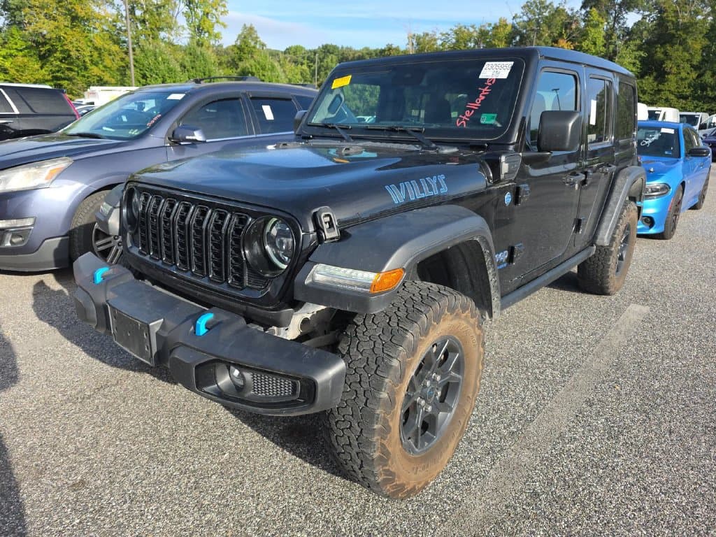 2024 Jeep Wrangler Sport — photo 1 of 6