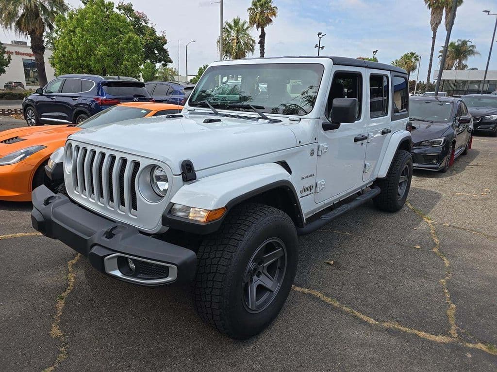 2023 Jeep Wrangler 4-DOOR SAHARA 4X4 — photo 1 of 6