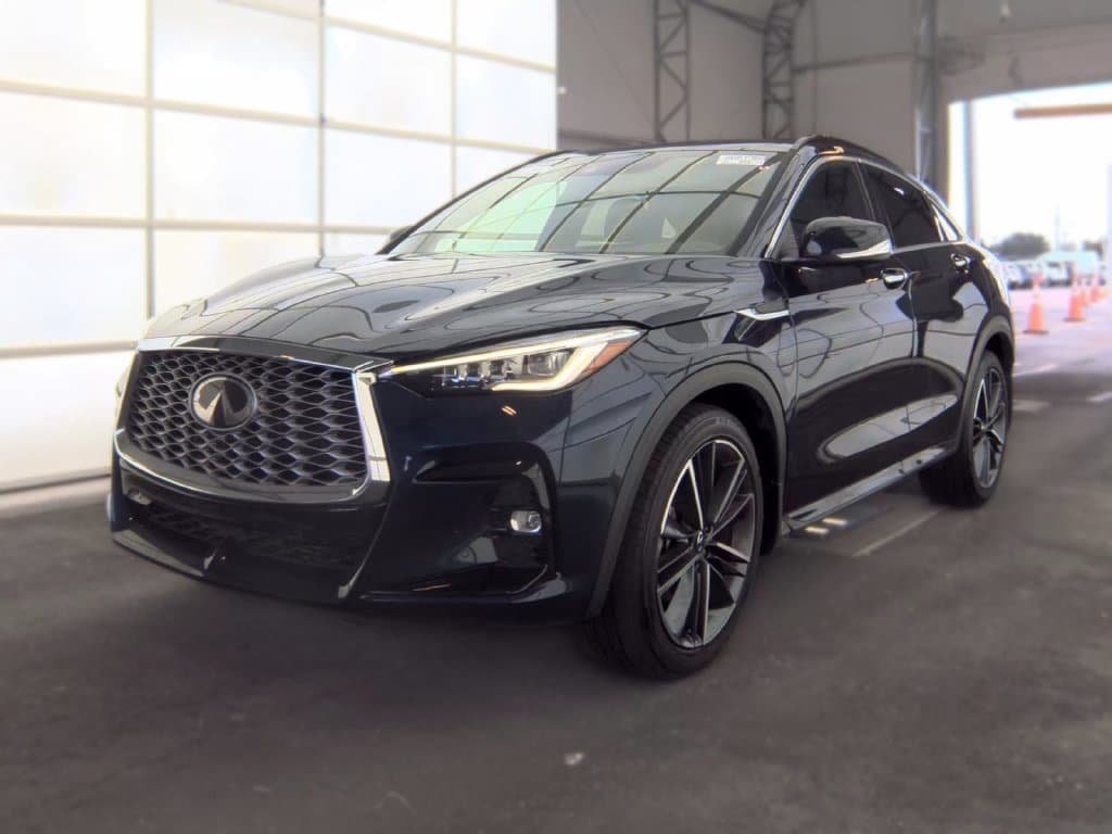 2023 INFINITI QX55 ESSENTIAL — photo 1 of 6