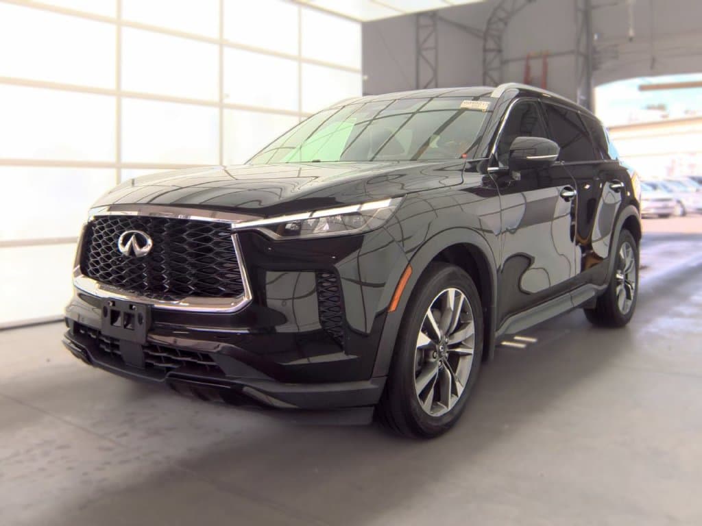 2023 INFINITI QX60 LUXE — photo 1 of 6