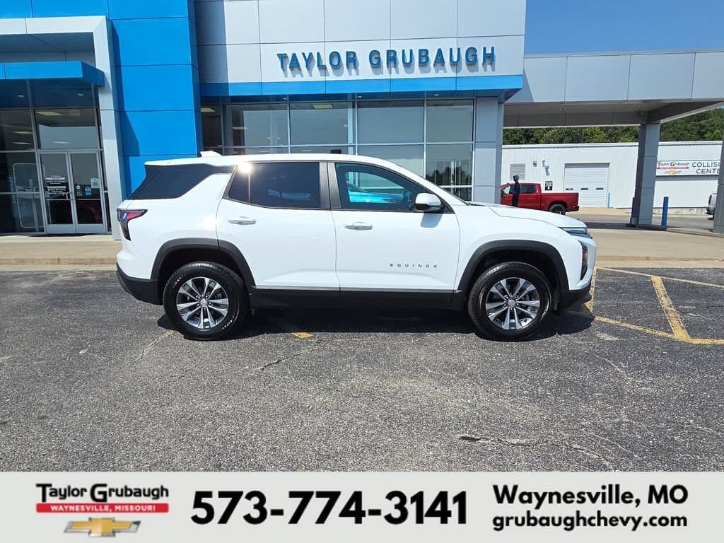 2026 Chevrolet Equinox LT — photo 1 of 57