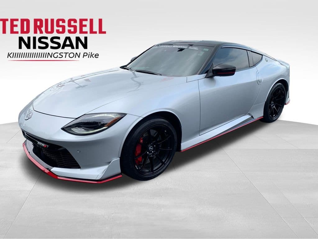 2025 Nissan Z Nismo — photo 1 of 31