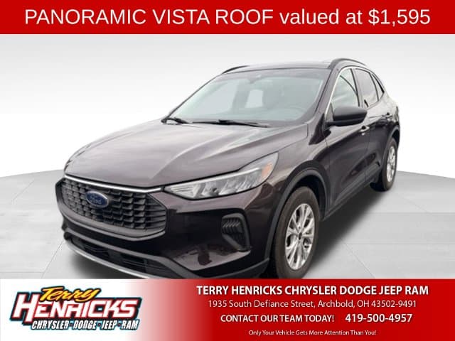 2023 Ford Escape Active — photo 1 of 19