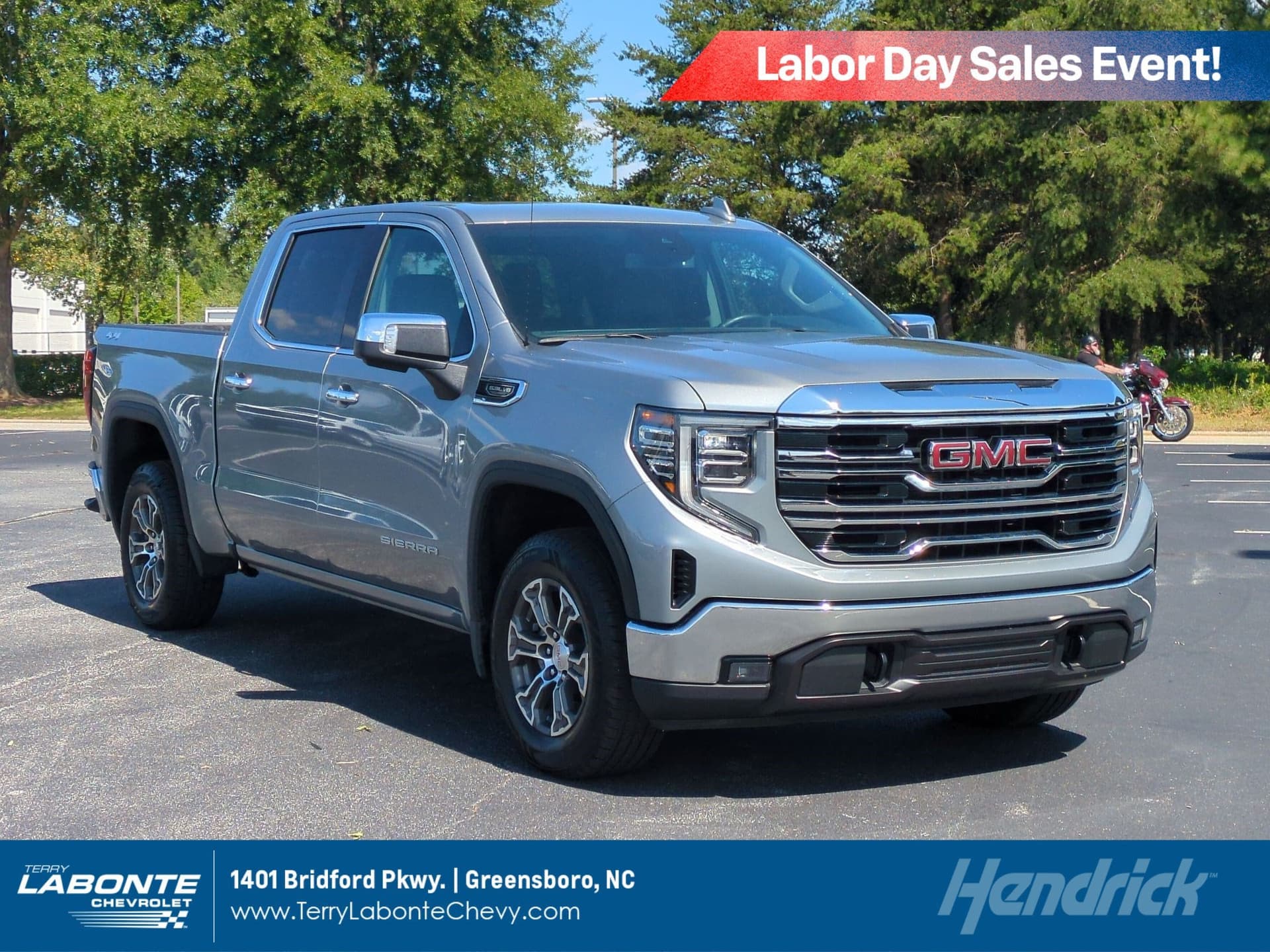 2025 GMC Sierra 1500 SLT — photo 1 of 34