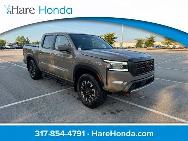 2024 Nissan Frontier PRO-4X — photo 1 of 33
